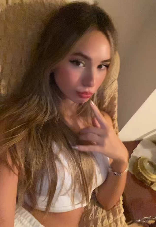 @Vvionissa