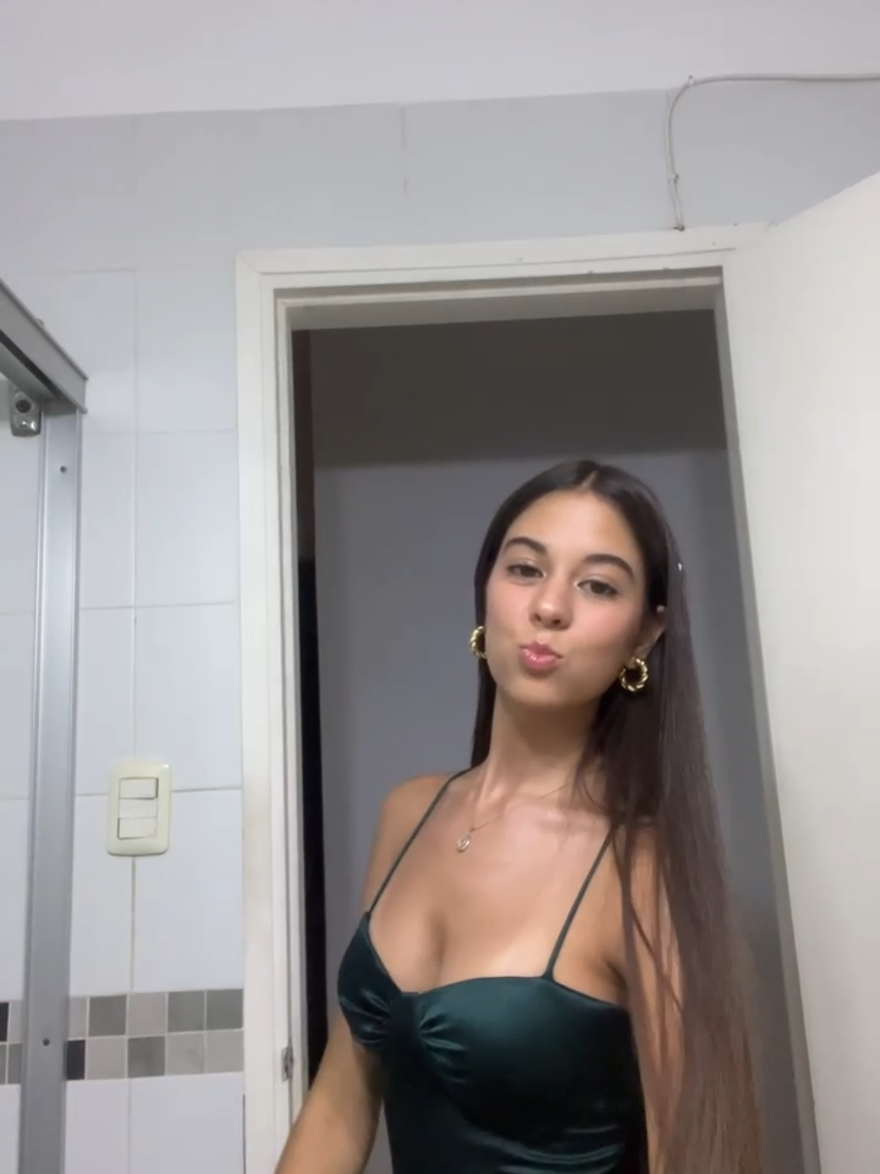 @n0el1a