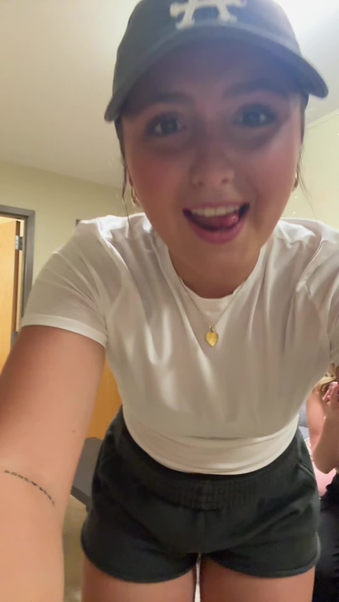 @KG