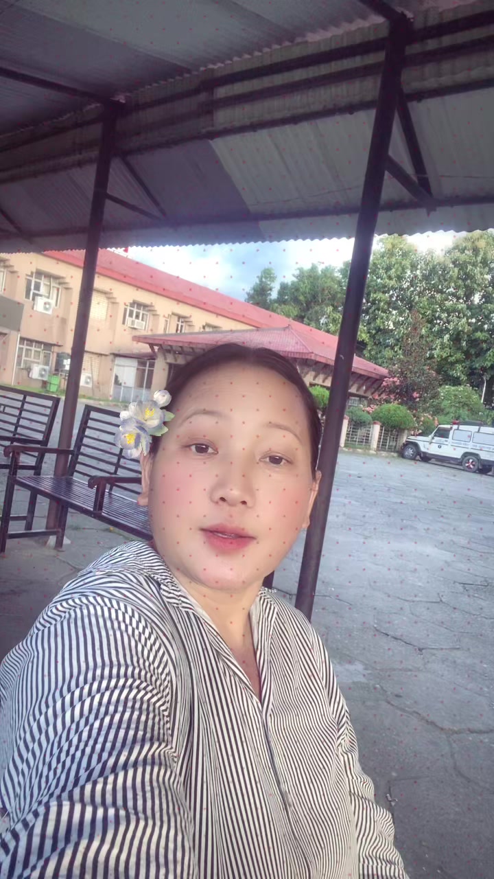 @mira pradhan🌼