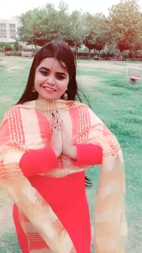 @👑sanjana 😍khanna👑
