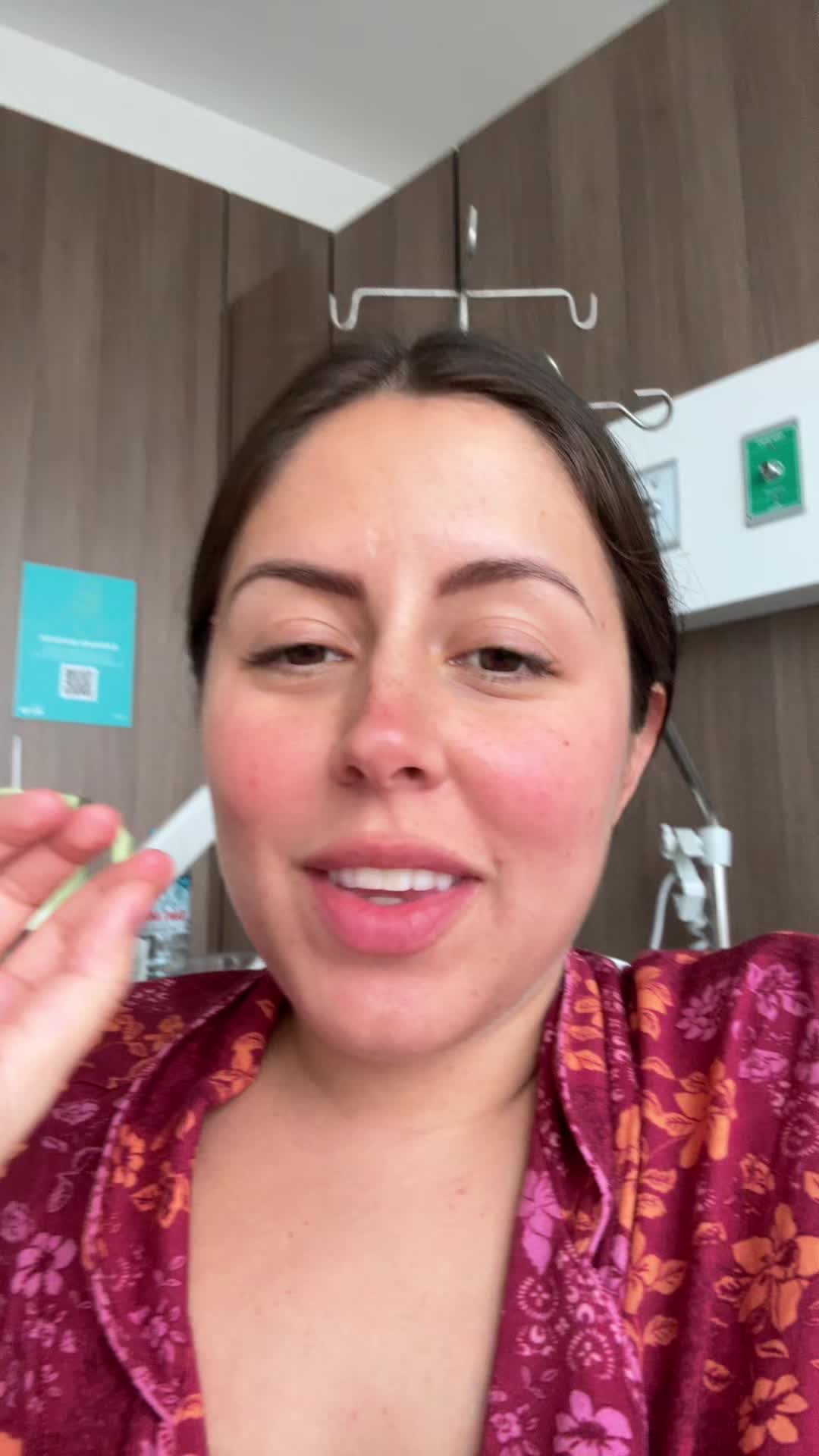 @belaundealessandra
