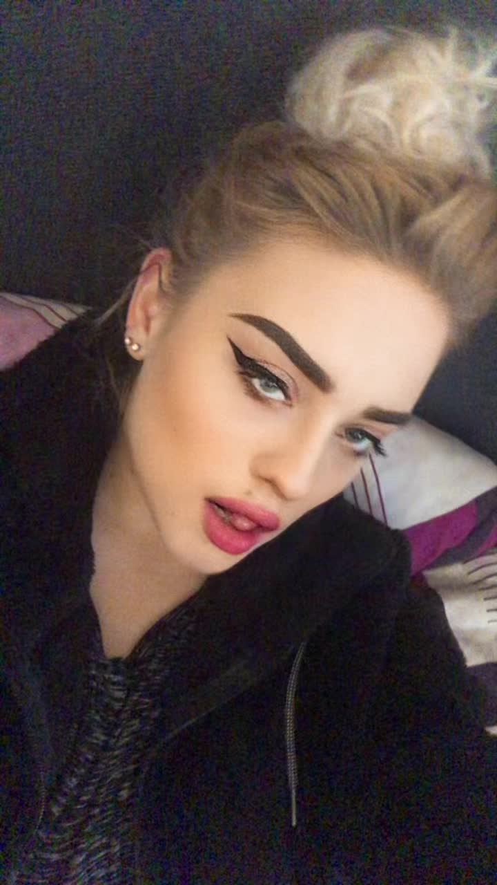 @Eva🖤🇷🇺