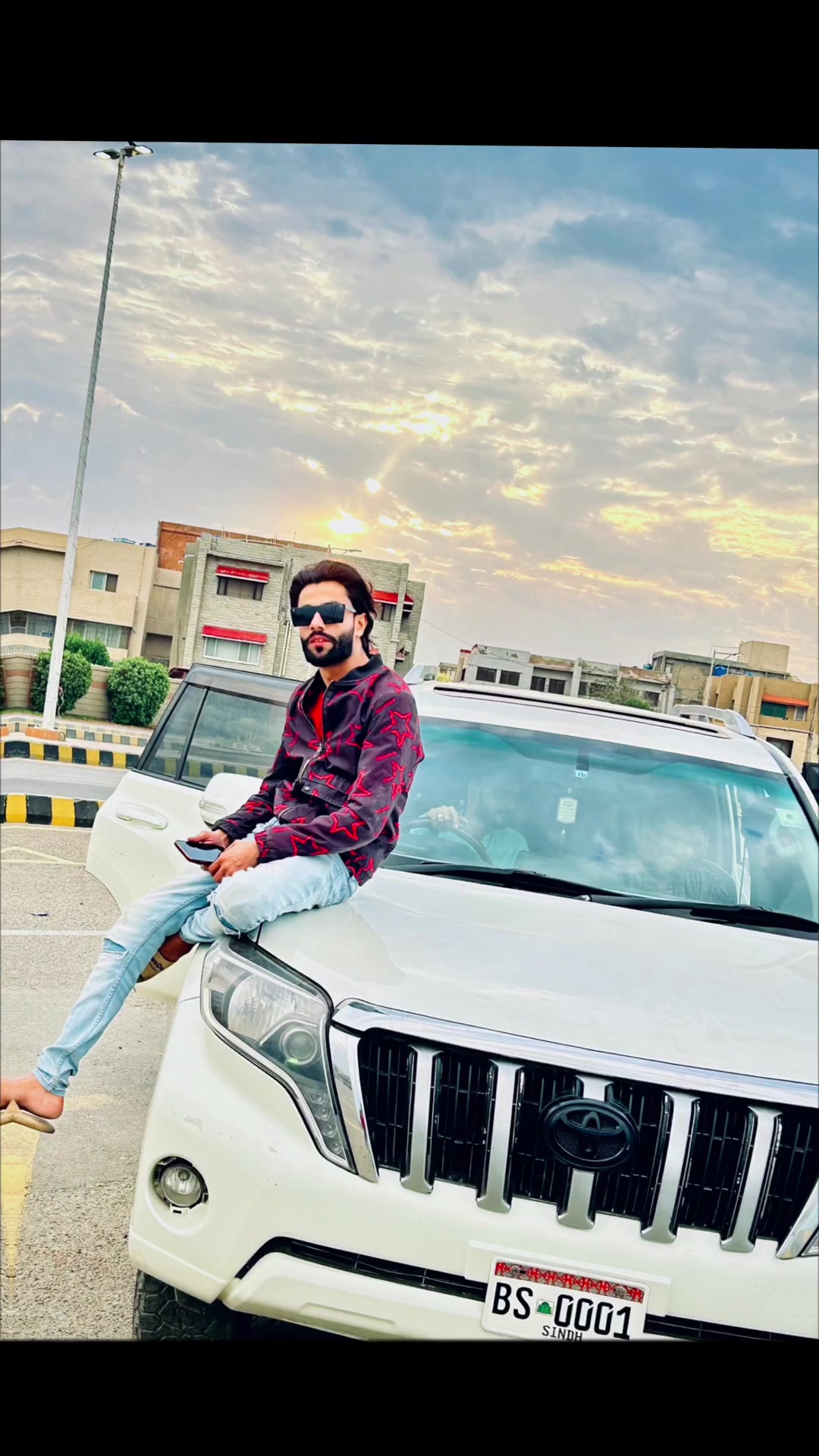 @♟️FAISAL PATNI ♟️