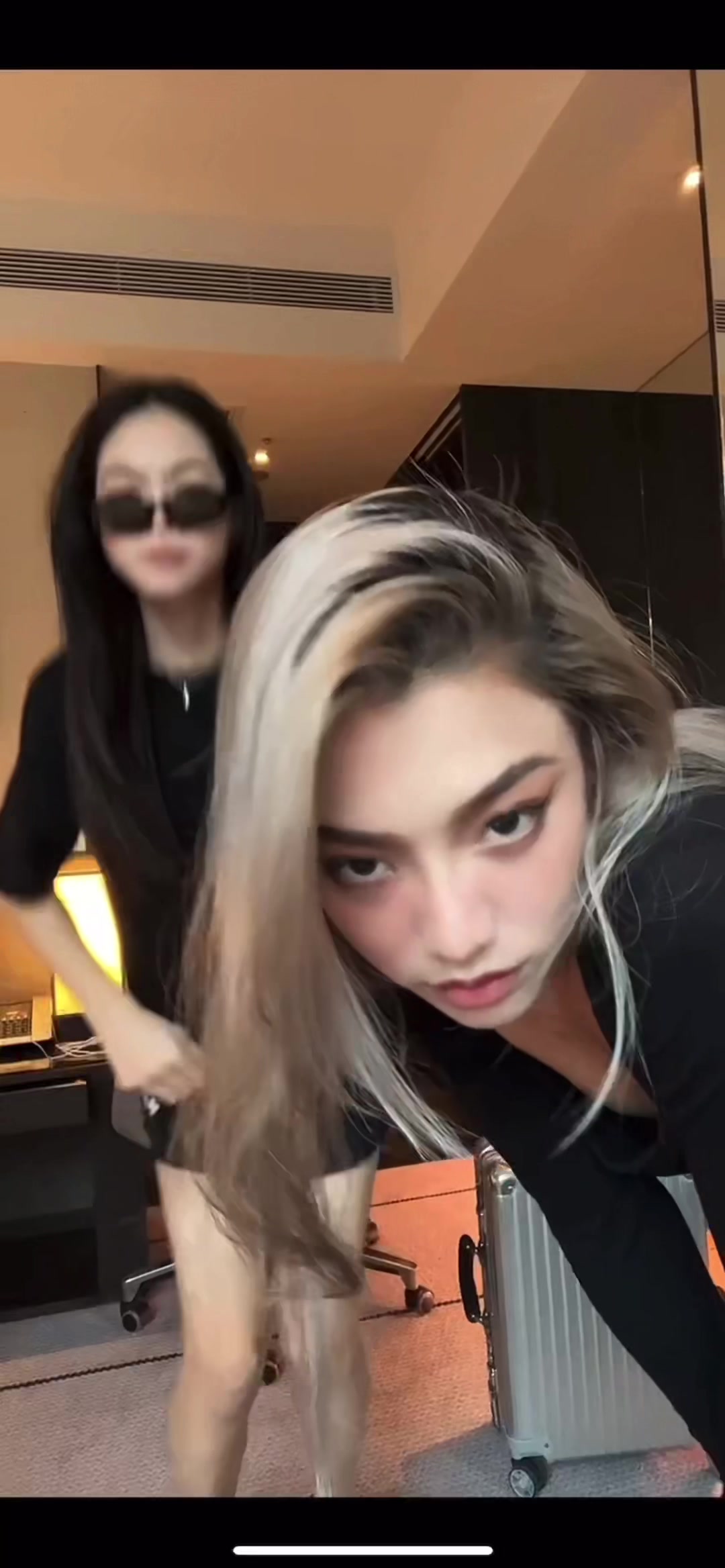 @𝐴𝑢.