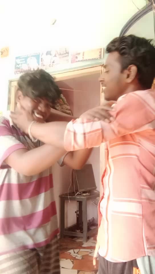 @user288621333122