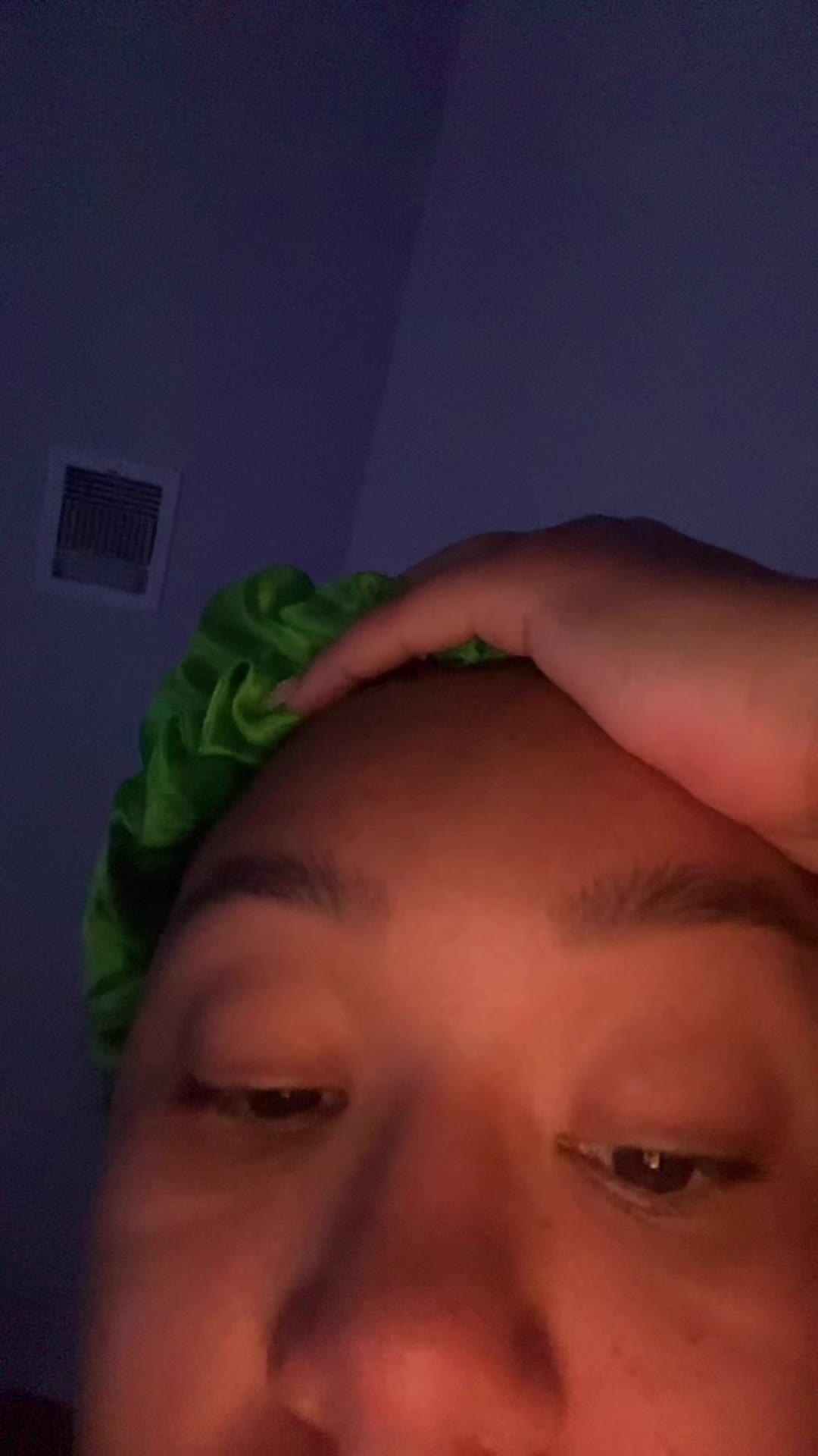 @notcaileneasely