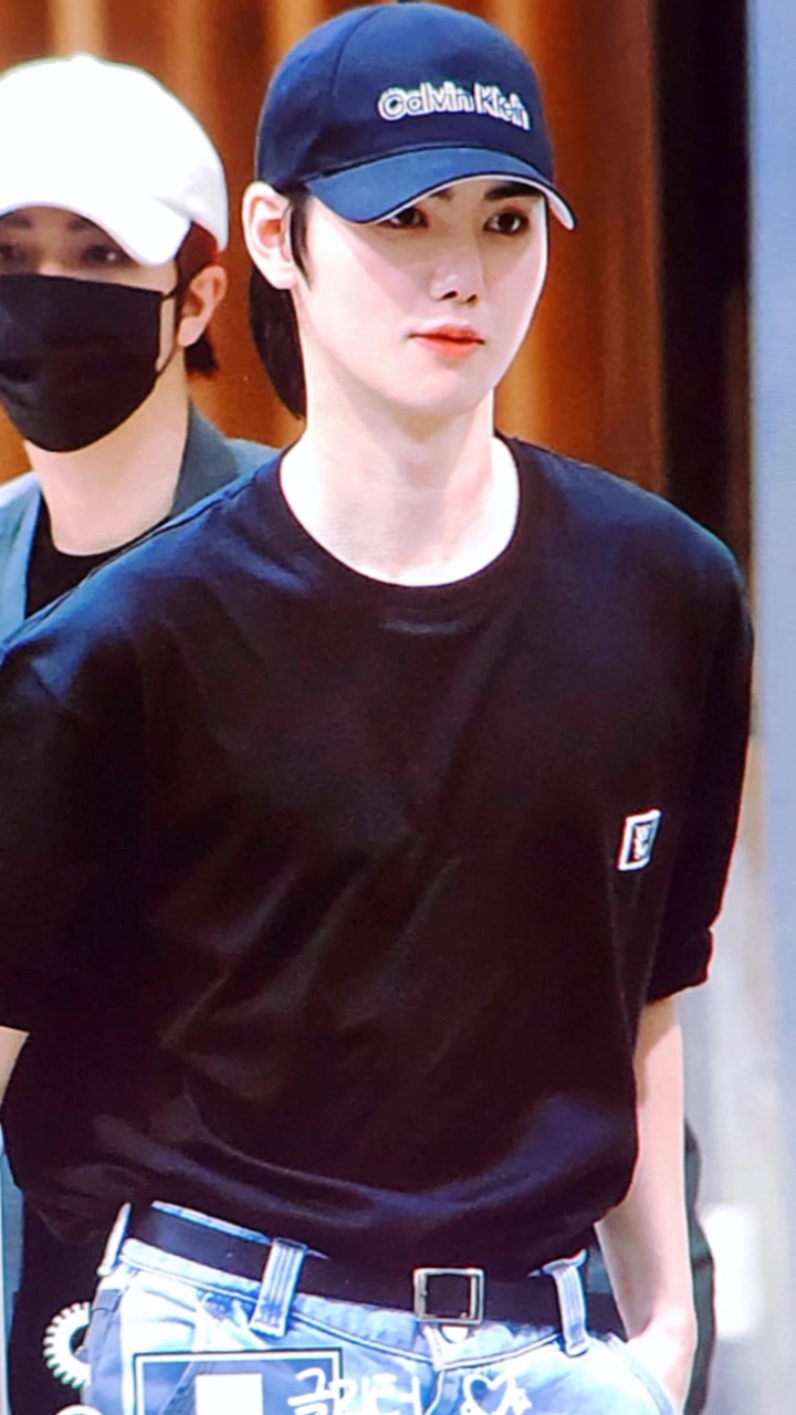 @strawberrysuncheon