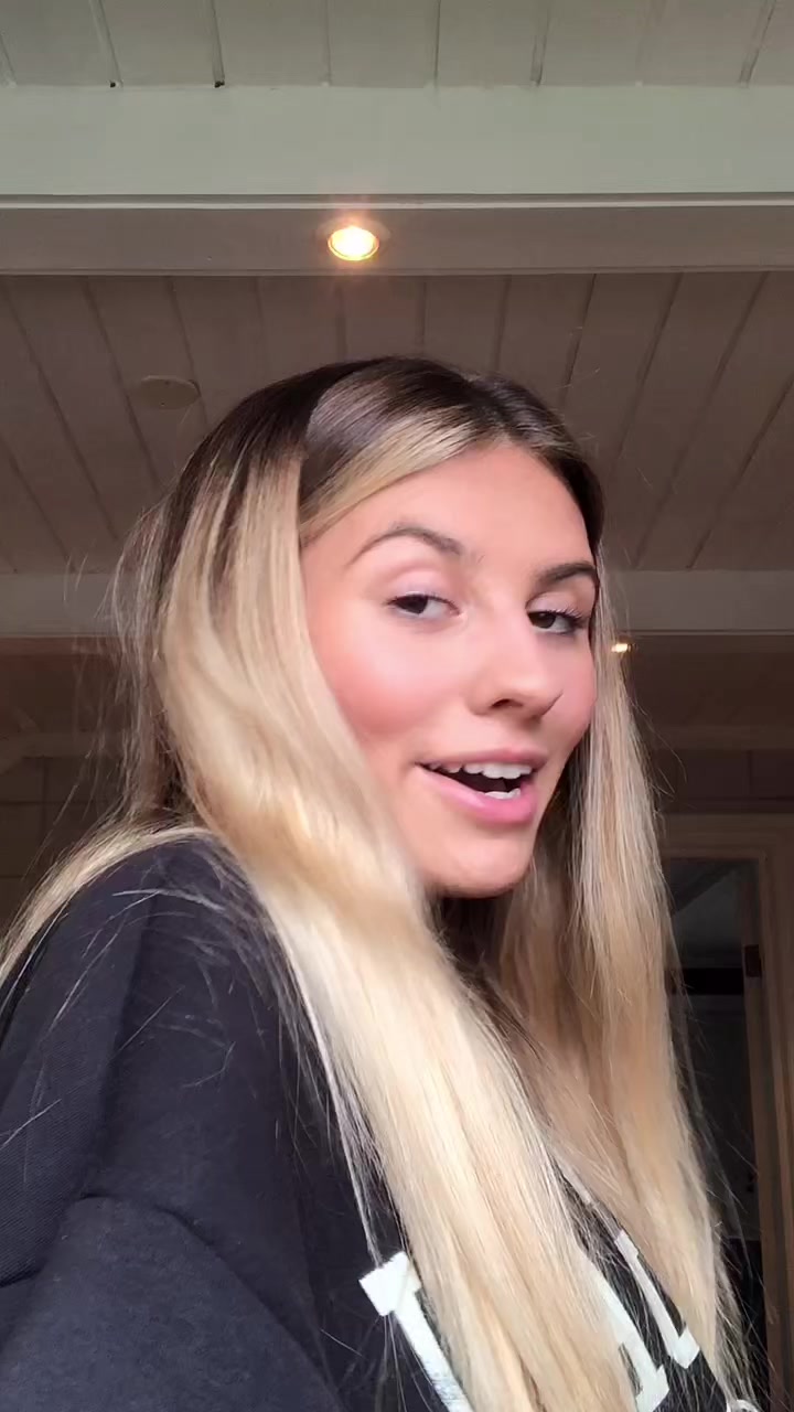 @𝚕𝚎𝚊 𝚎𝚖𝚒𝚕𝚒𝚊