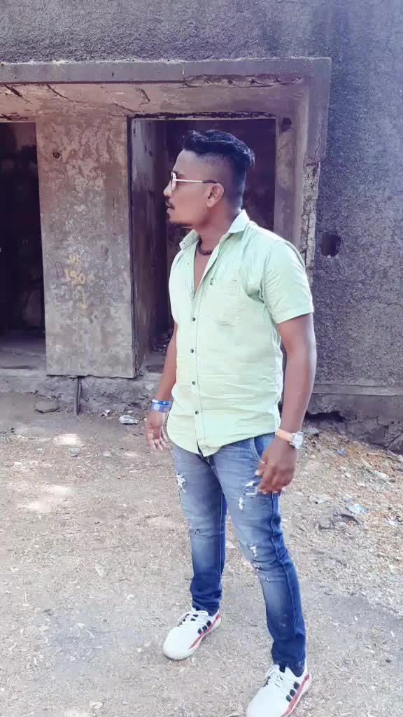 @Akkii