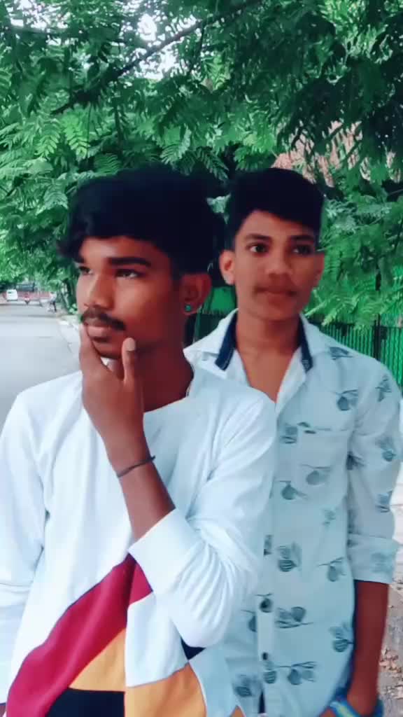 @L&oslash;v&euml;ly_b&oslash;y_Pr&atilde;v&ecirc;&ecirc;&ntilde;