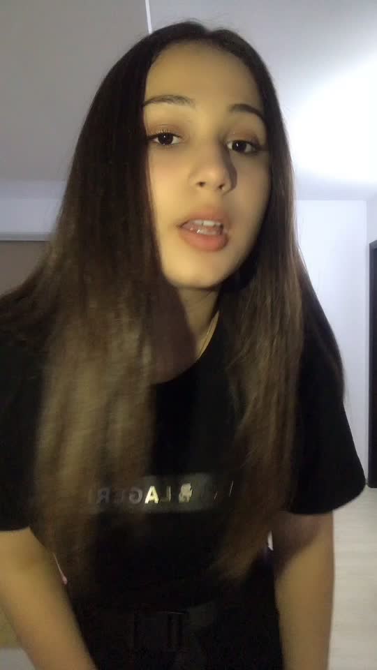 @Alexandraa_12