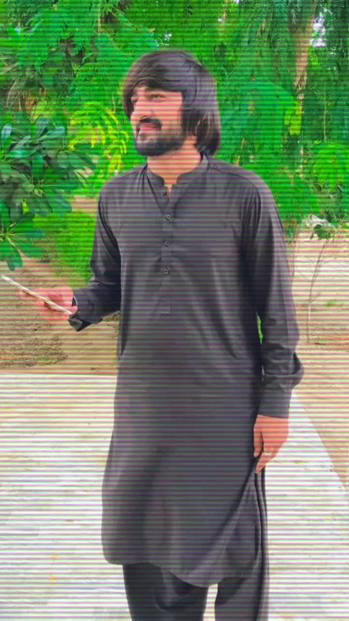 @Sarkar ✌️333✌️