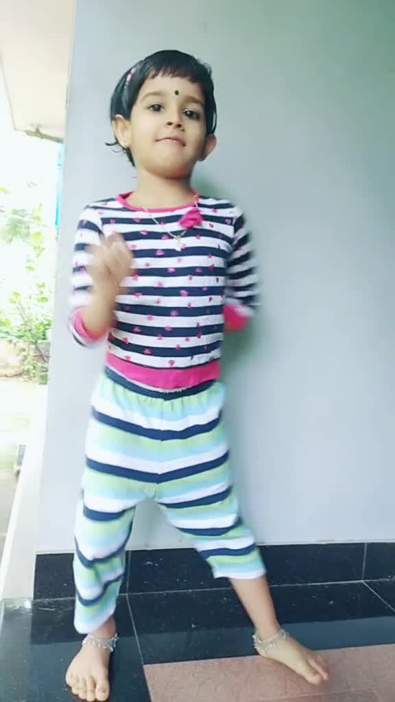 @Thumbi ponnu😘😘