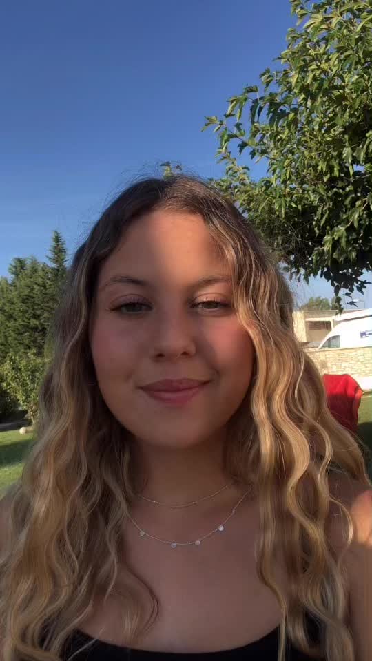 @Leonie Herrera