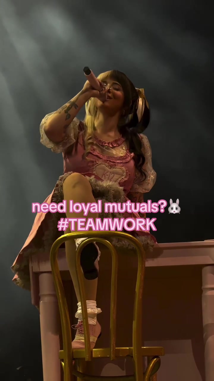 @make mutuals 𝜗𝜚