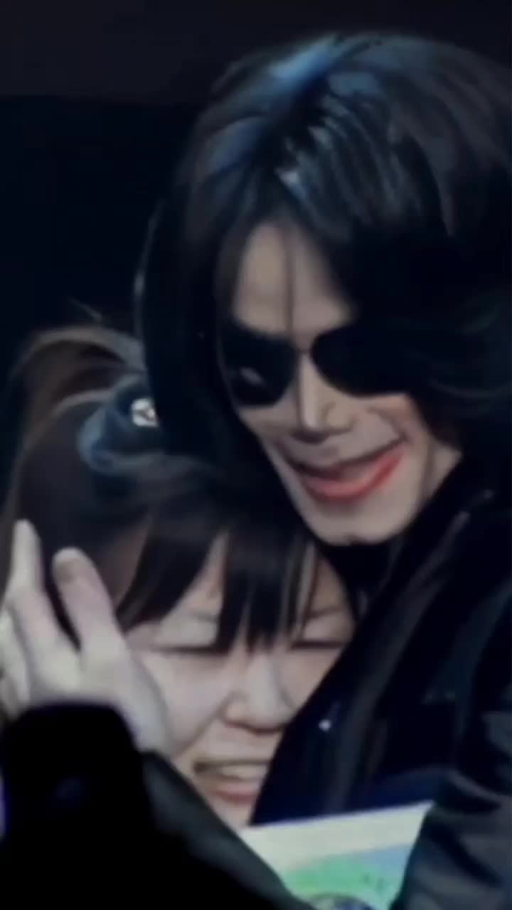 @MJJ King of Pop