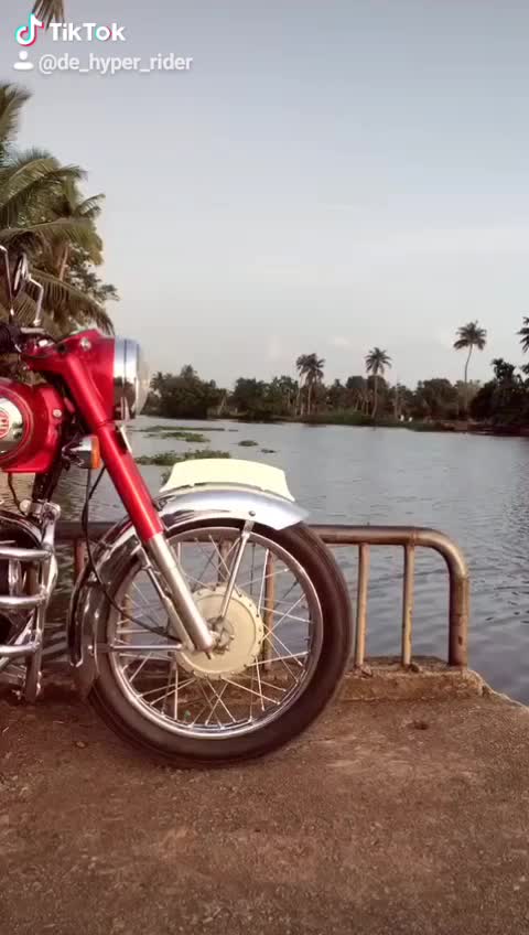@akhilsugathan
