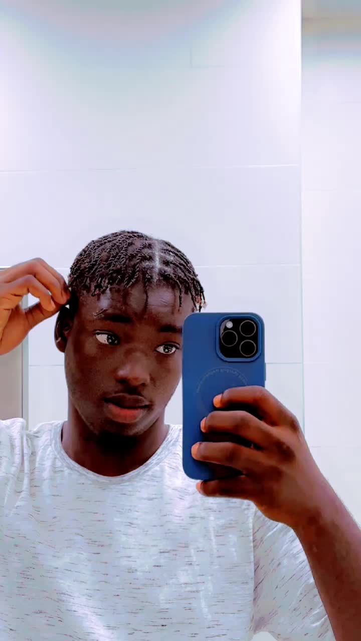 @Papa touré 164 🤷🏿♂️