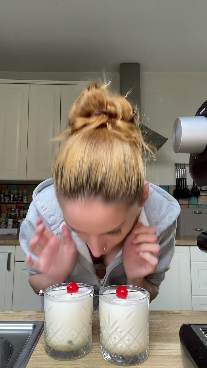 @absolutelyaverage
