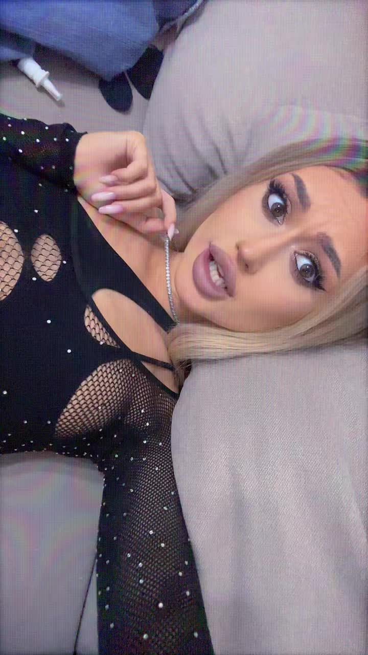 @Andrreea