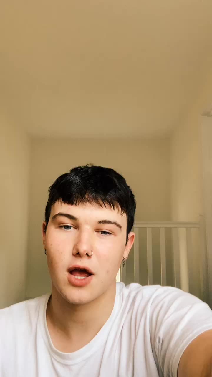 @Elle