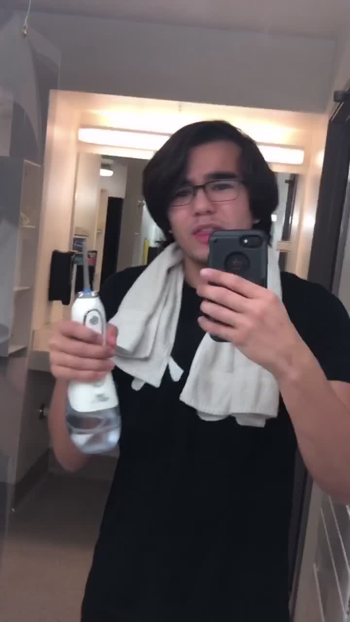 @Ren