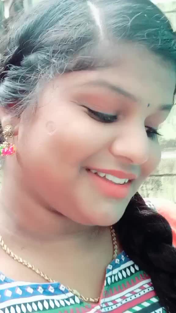 @😊ishu.......Eswari