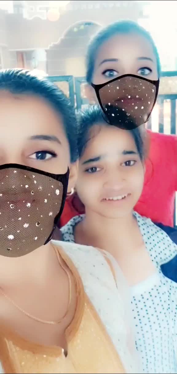 @👑Divya 👑