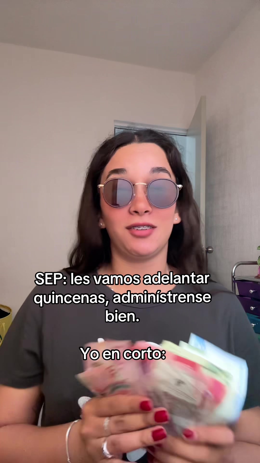 @Lilia Castillo 🌻🌈🍎🖍️