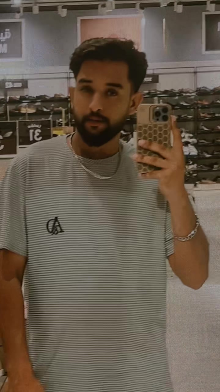 @$ħõBǐí 💁