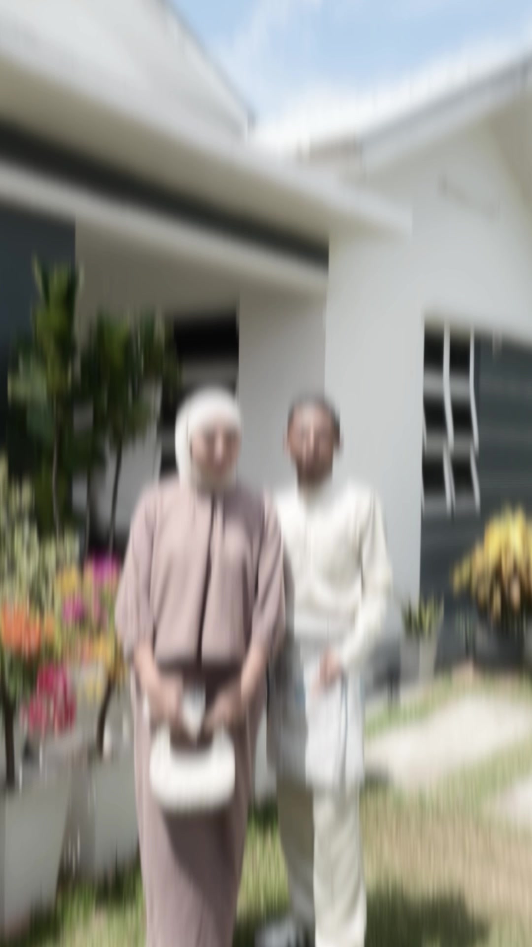 @𝗲