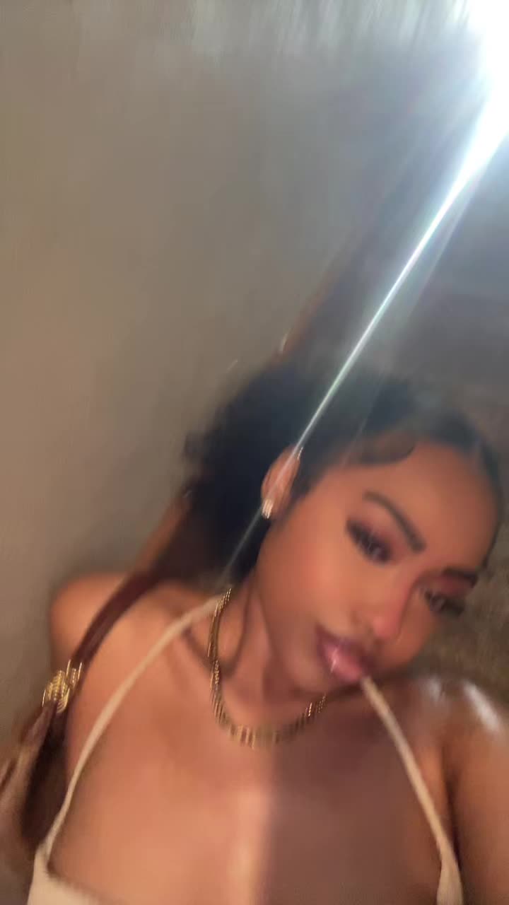 @Kayy Guawopp