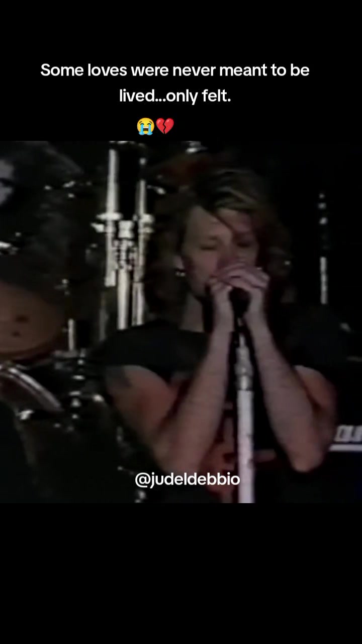 @JU DEL DEBBIO