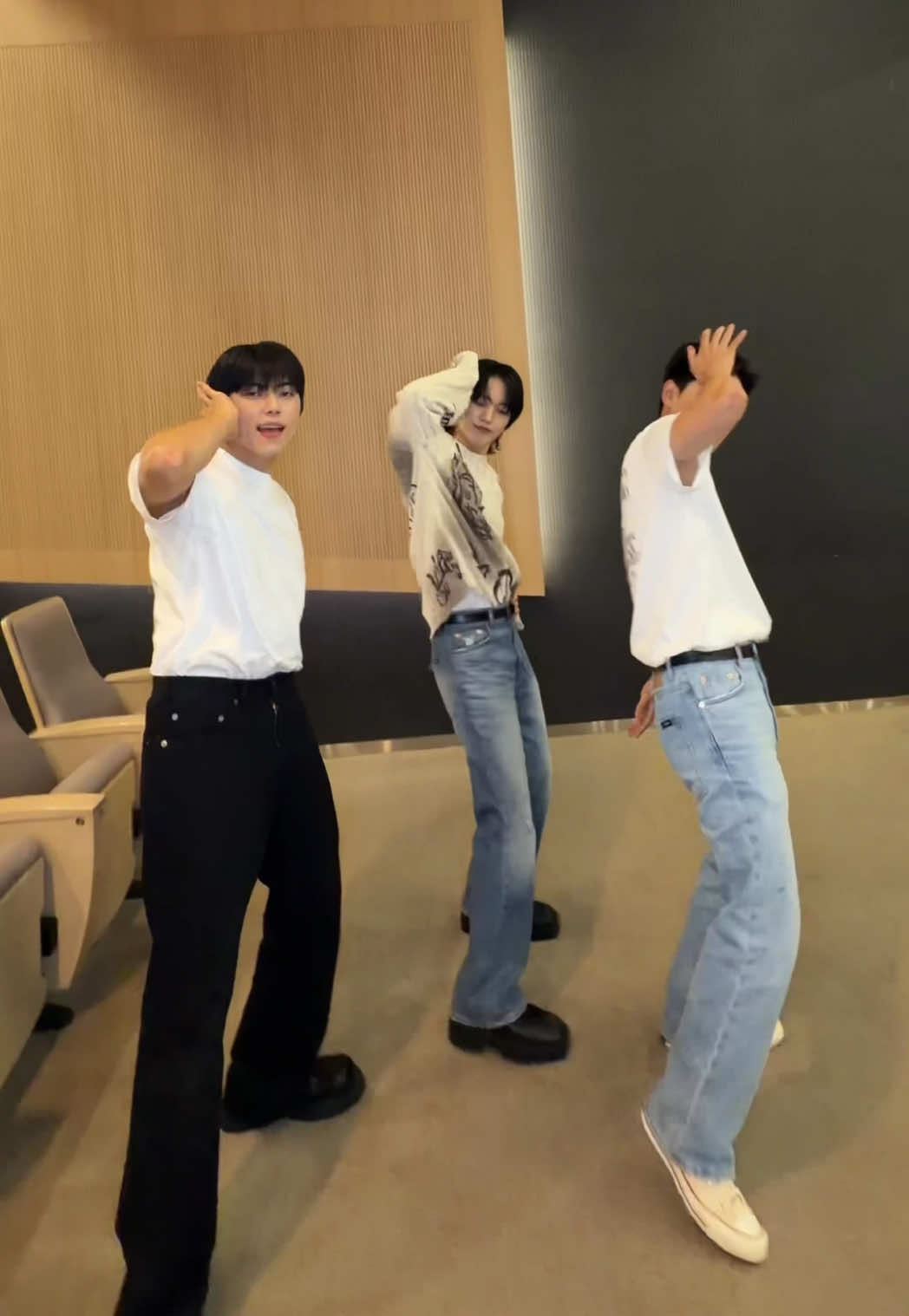 @온앤오프(ONF)