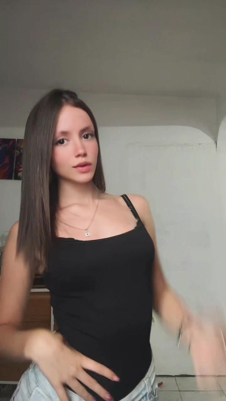 @𝓶𝓸𝓻𝓮