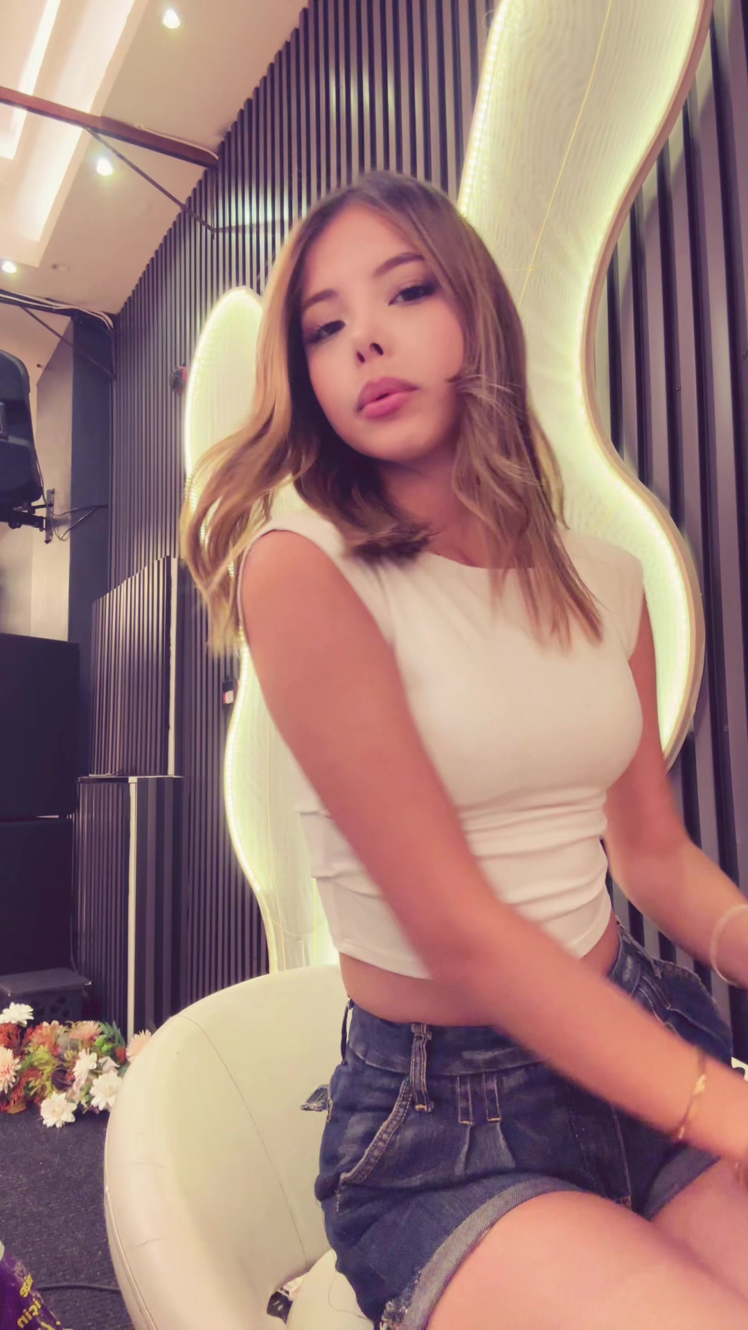 @𝒟✶𓃭
