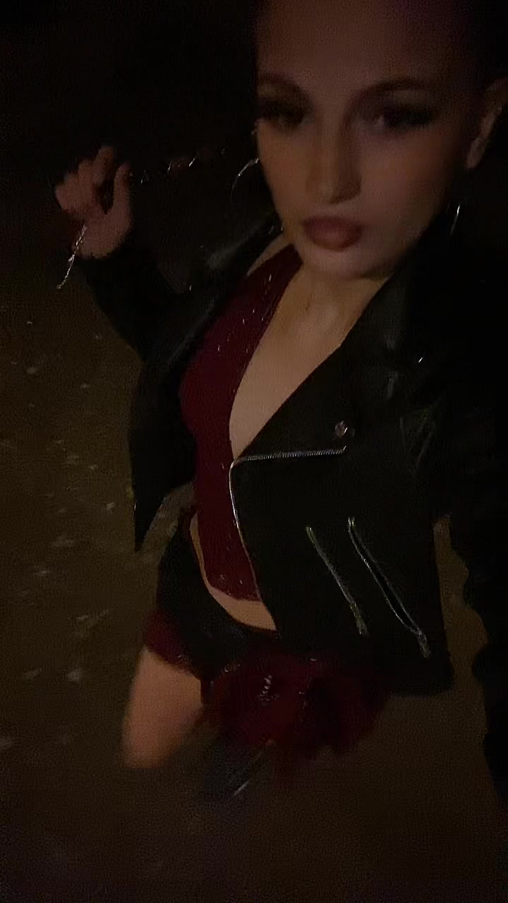 @Леонтина