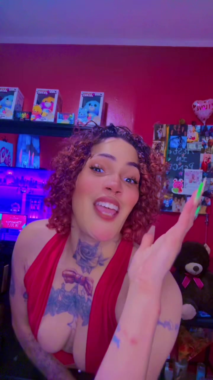 @Goddess 💕🌈
