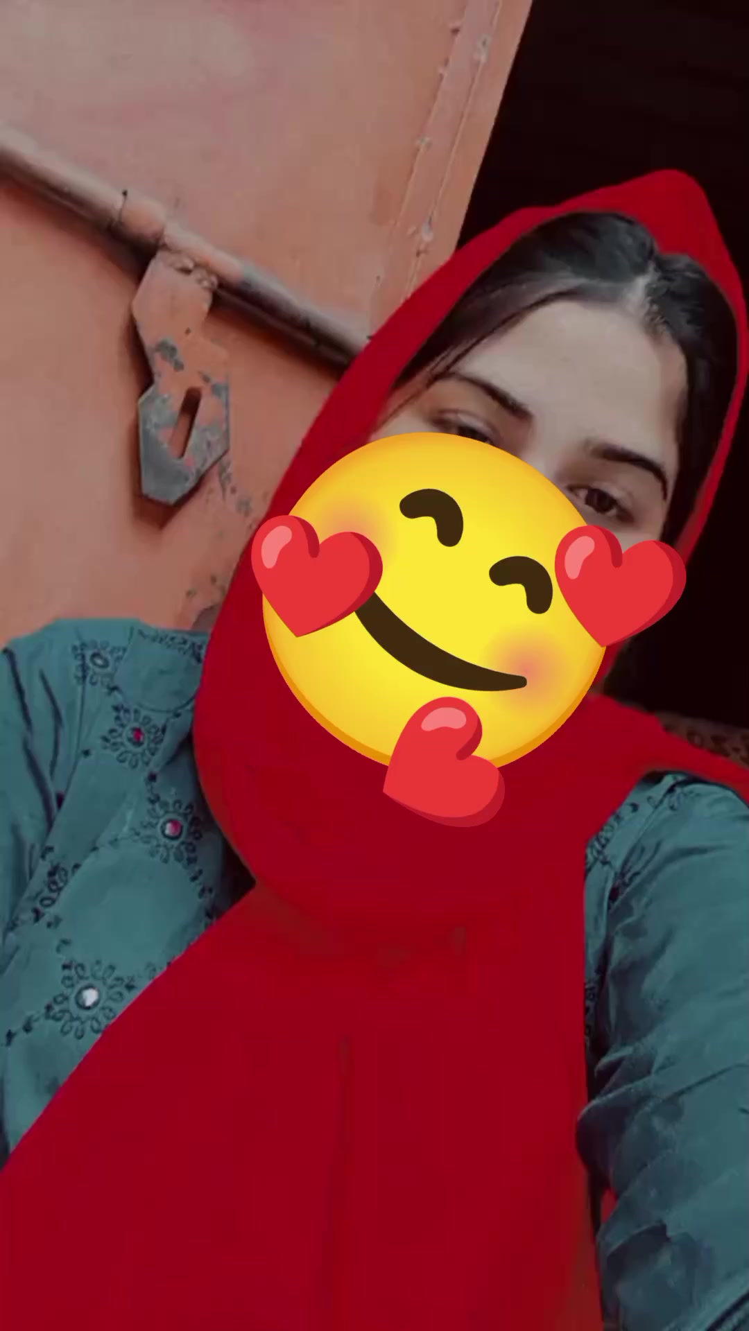 @Amna Queen💫