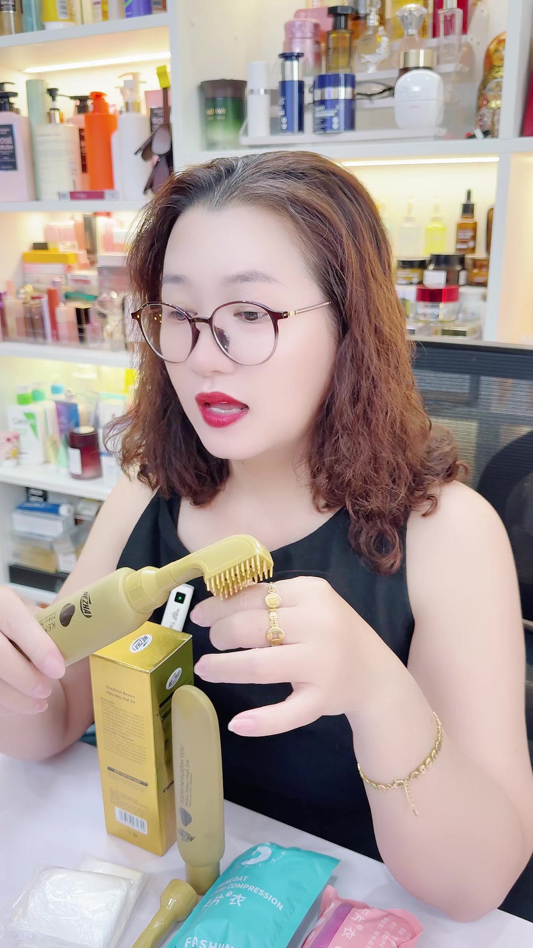 @Ổ Của Lộc1376