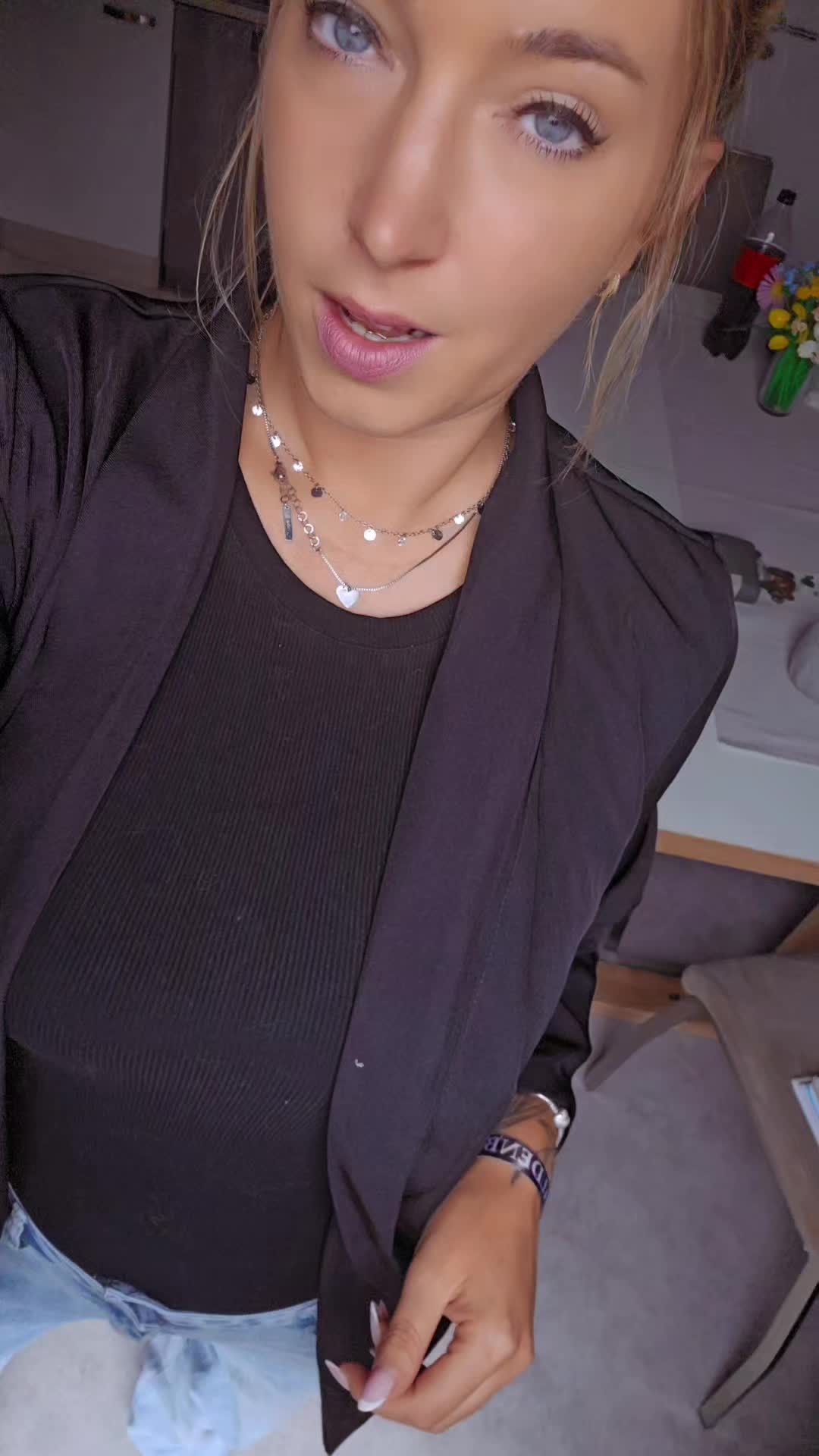 @Frecher_Krümel