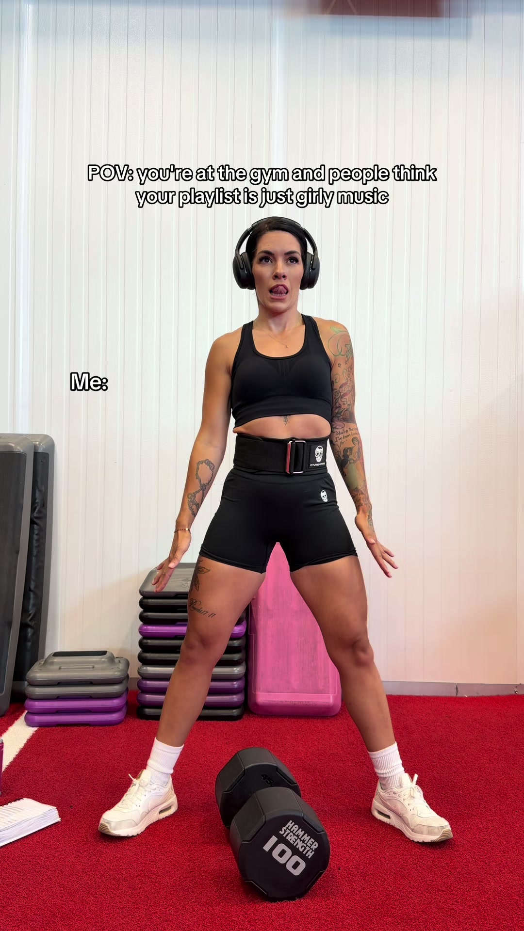 @randi__neal