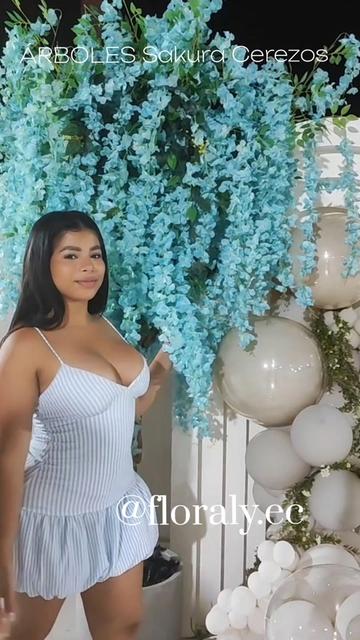 @&bull; Floraly &bull;