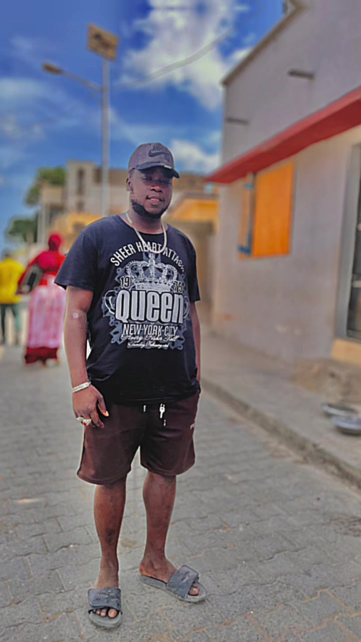 @*RDT APPLE  🇸🇳🇫🇷🇺🇲*