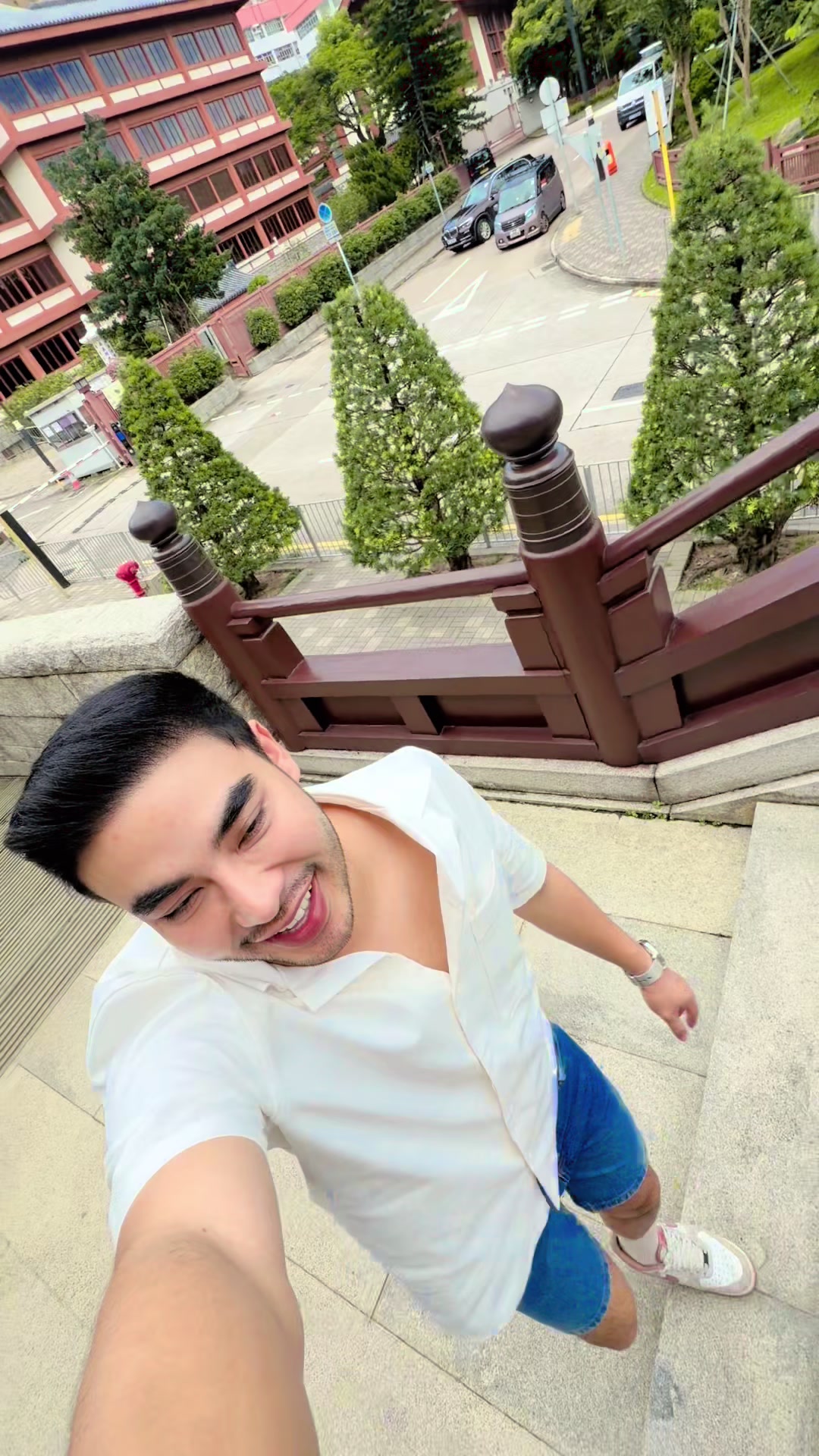 @มะเดี่ยวเฟี้ยวเงาะ 🥳