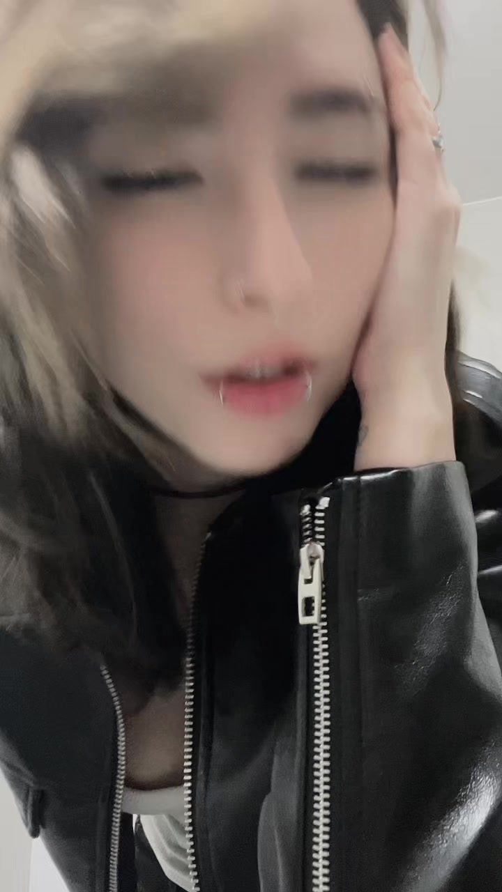 @Lia