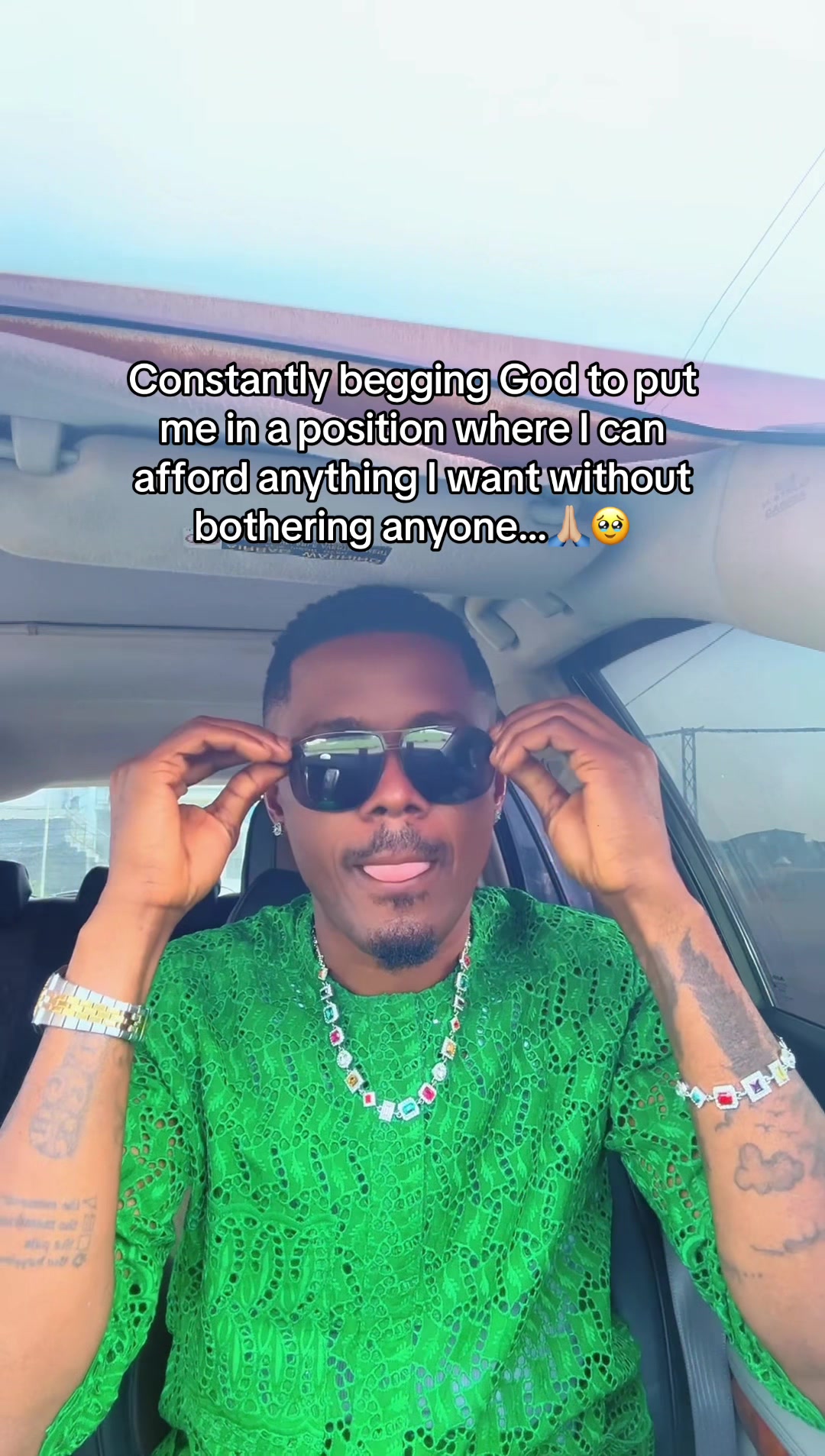 @TeeFamous