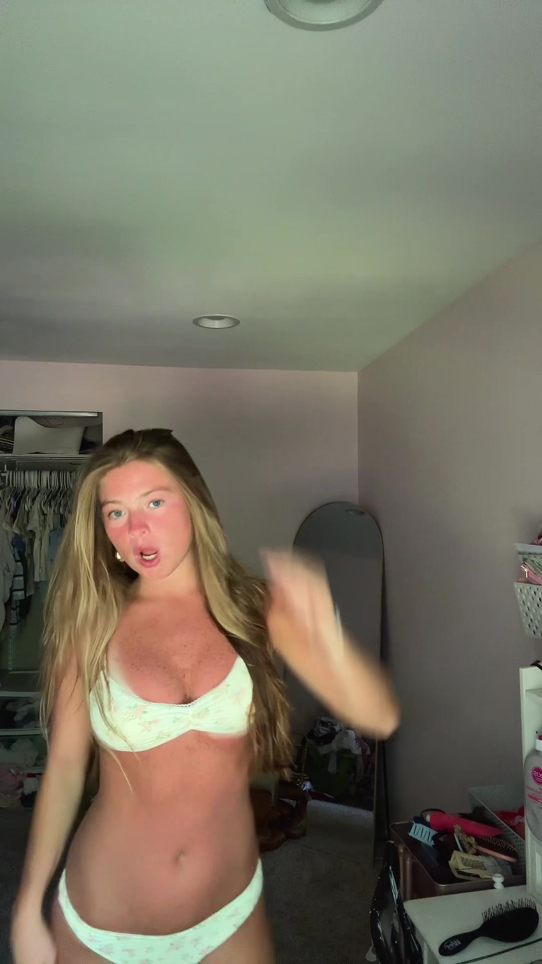 @alena cattani