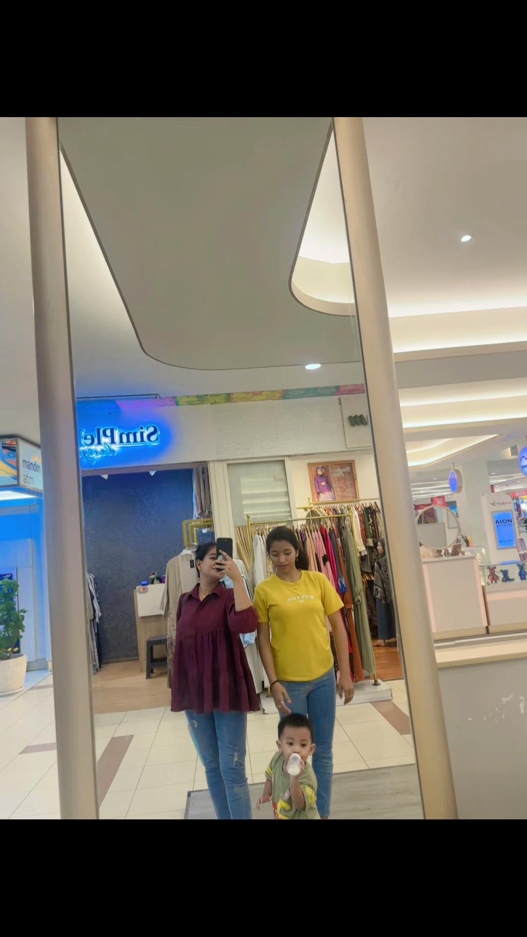 @putri bhawell